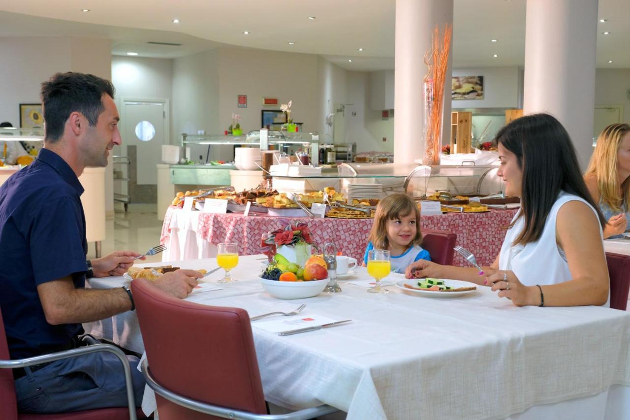 Parc Hotel Peschiera del Garda Luaran gambar